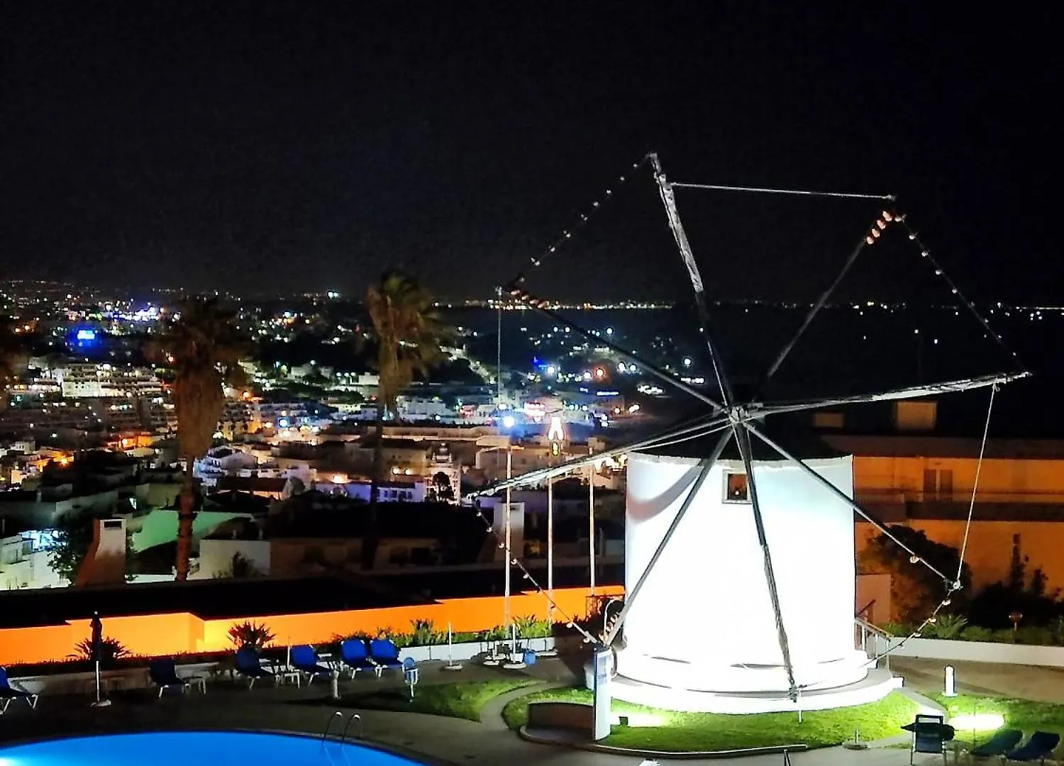 Apartment Ocean Breeze Windmill Condo By Becherish Albufeira Portugal