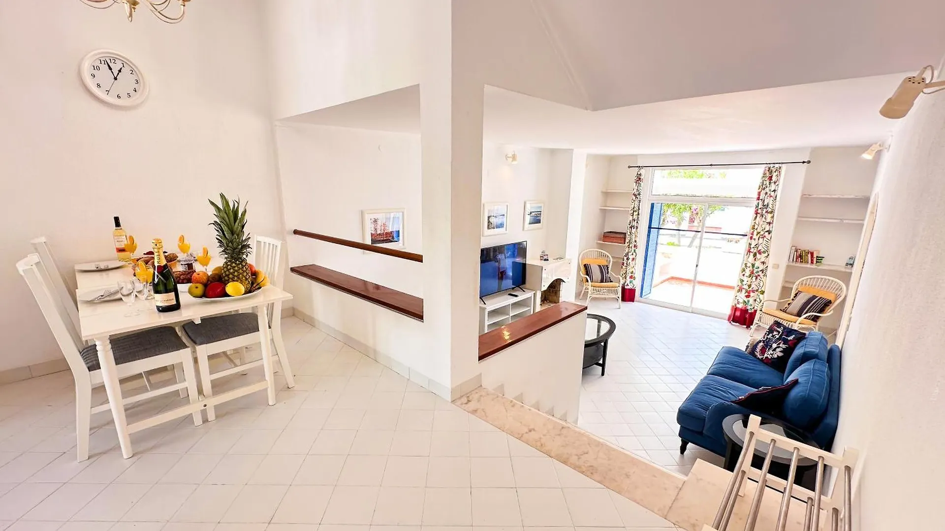 Ocean Breeze Windmill Condo By Becherish Albufeira Apartment